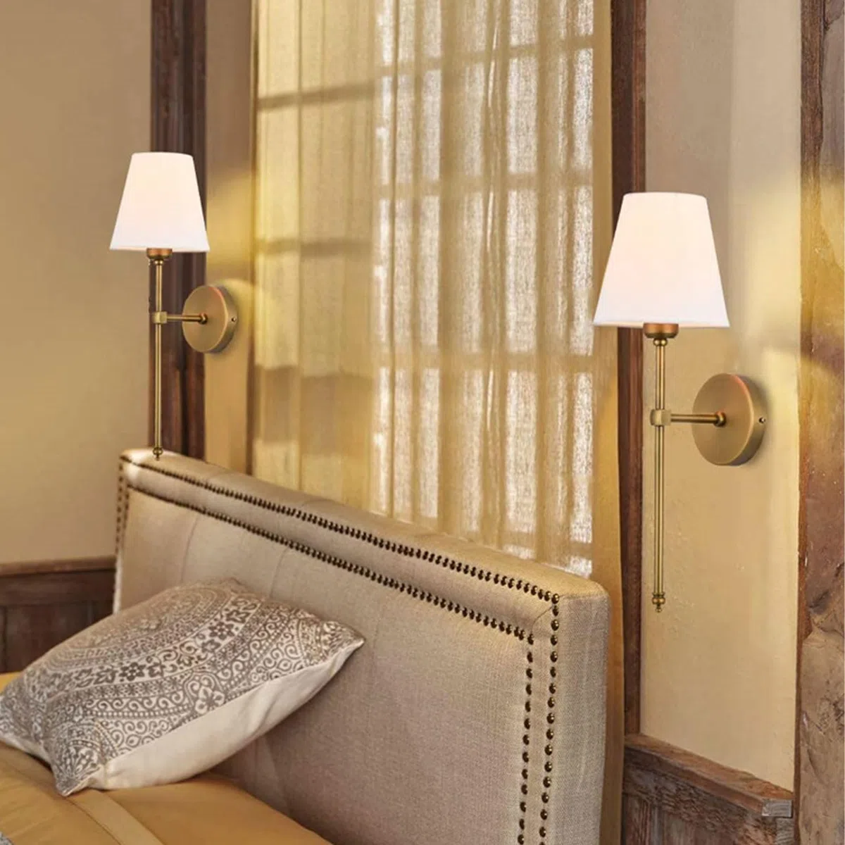 Juego de 2 Portalámparas, Accesorios de Iluminación de Pared para Tocador de Baño Cableados con Pantalla Blanca, Lámparas de Aplique de Pared, Casquillo de Bombilla E27 E26, Dorado